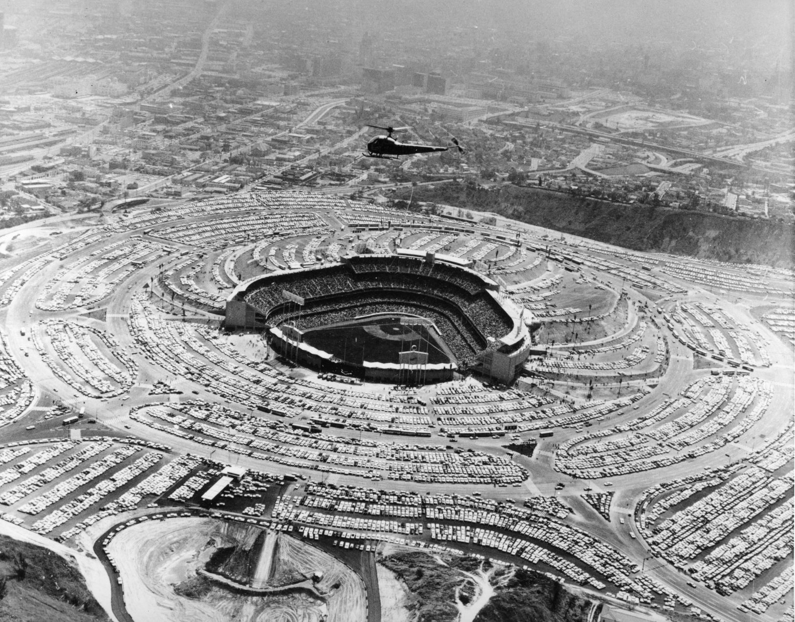 DODGER STADIUM OPENING DAY 1962